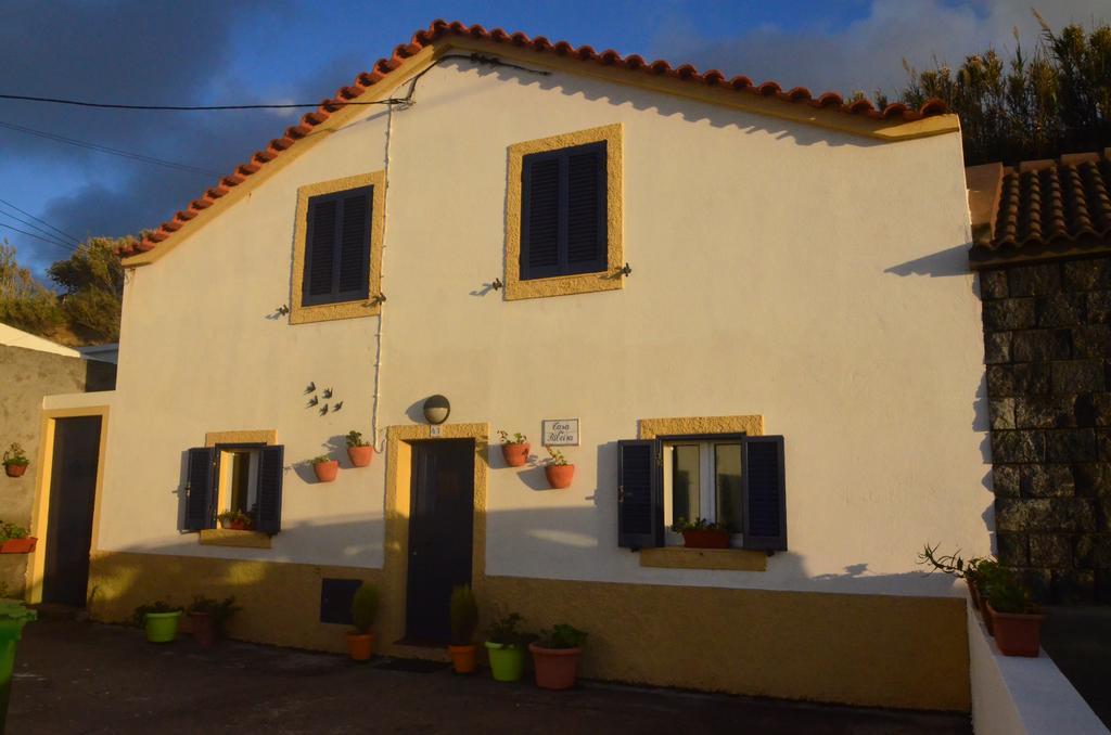 Join Our Relaxed House Near The Beach - Mosteiros Mosteiros  Bilik gambar